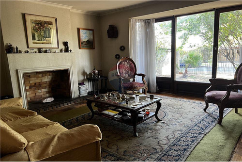 Casa Amplio Terreno Ideal Para Renovar