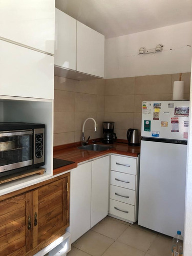 Imagen 16 de 19 de Apartamento En Excelente Ubicación, A Dos Cuadras De La Mansa Y Tres De La Brava. Vacaciones A Pasos Del Océano. En El Corazón De La Península. Muy Luminoso!