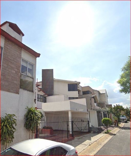 Imagen 5 de 8 de Casa Av. De La Iglesia Arboledas Ls