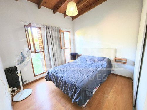 Casa Sobre Calle Saturnino Justo