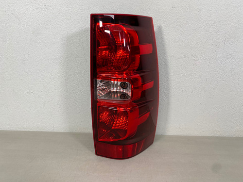 Calavera Chevrolet Suburban 2008 2009 2010 2011 2012 2013 De