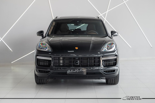 Porsche Cayenne Turbo S E-Hybrid 4.0 V8 680cv