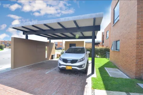 Casa En Arriendo/venta En Chía. Cod A7518