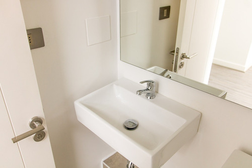 Oficina Como Nueva 3 Privados 2 Baños Plaza Maipú Piso 9