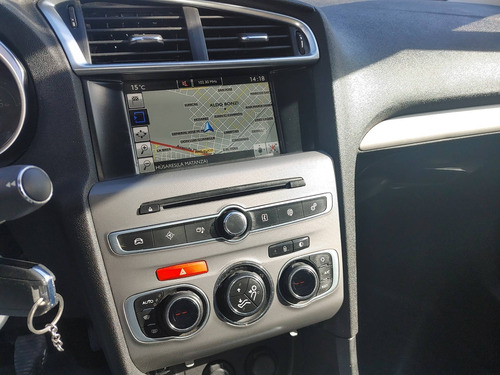 Imagen 9 de 13 de Citroën C4 Lounge 1.6i Thp Feel Pack Manual