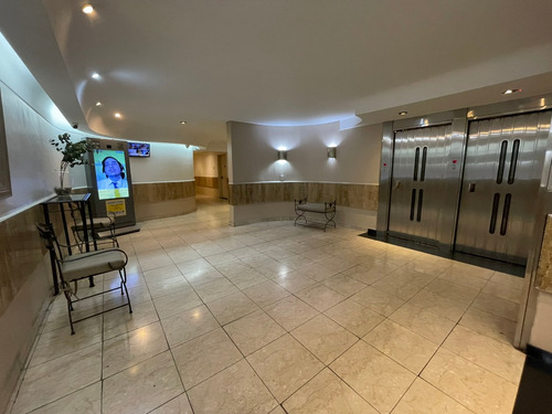 Departamento En Alquiler Boulevard Olleros, Muy Buen Estado.