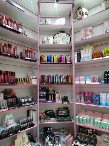 Loja De Maquiagens E Cosmesticos