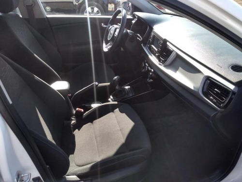 Kia Rio 5 Ex 1.4l 6mt Full 2018