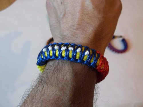 Brazalete, Pulsera De Supervivencia Tricolor