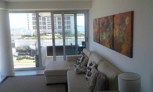 Departamento - Playa Mansa