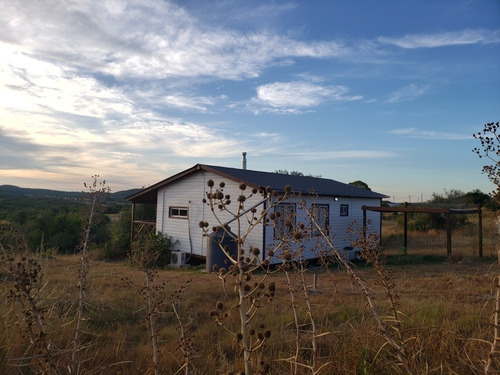 Cabaña En Villa Serrana , Totalmente Equipada