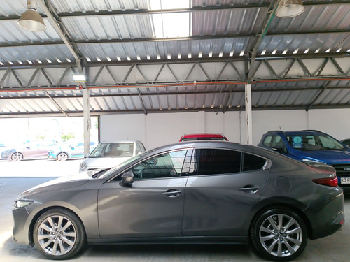 Mazda 3 2024