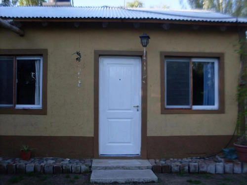 Casa En Venta - 3 Dormitorios 2 Baños - Mendoza