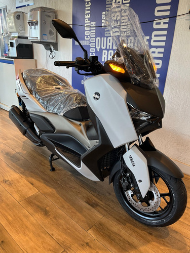 Xmax 250 Abs 2025 (vend Erick)