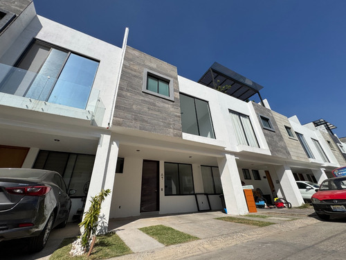 Casa Nueva En Zona Real A 10min Del Tec De Monterrey