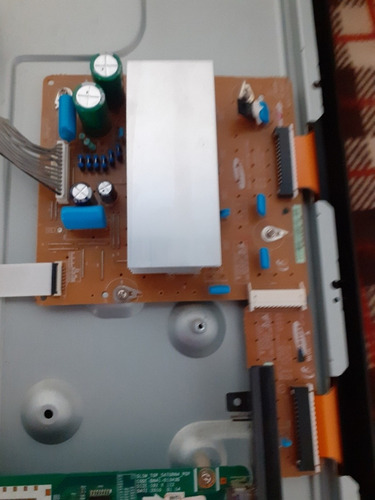 Imagen 5 de 10 de Tv Plasma Samsung Pn42c450b1dxza.pantalla Rota.!!!!!