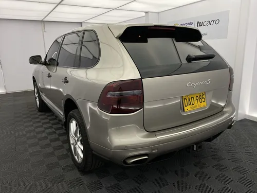 Porsche Cayenne 4.8 S