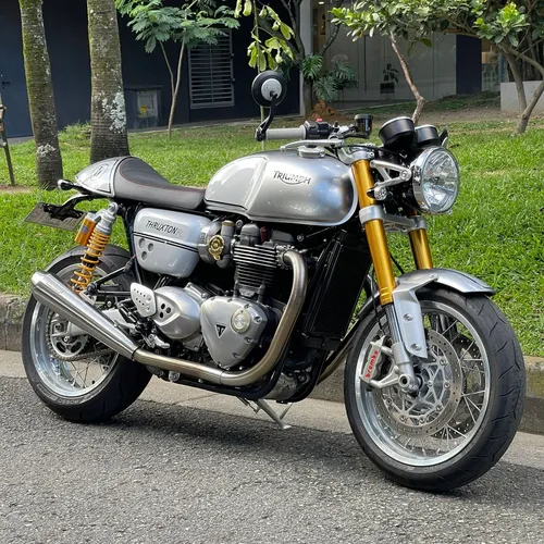 Triumph Thruxton R 1200