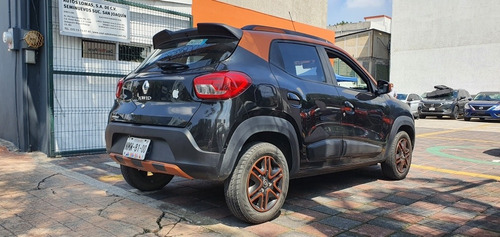 Imagen 4 de 10 de Renault Kwid Outsider Estandar Negro 2019
