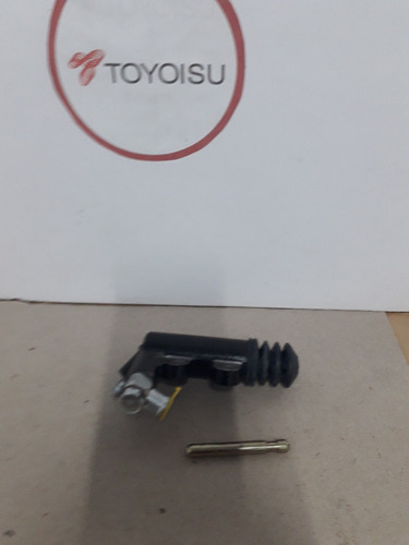 Bombin Bomba Inferior Croche Clutch Embrague Toyota Yaris 