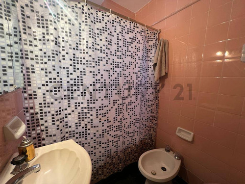 Venta Departamento 2 Ambientes Con Cochera En Lanus Oeste