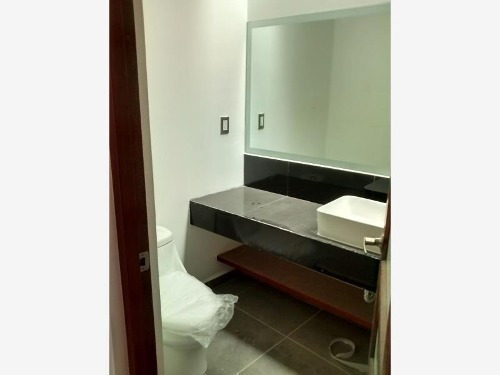 Imagen 5 de 15 de Hermosa Casa En Venta En Fraccionamiento Privado, Dentro De