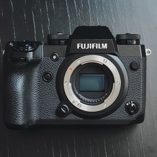 Câmera Mirrorless Fujifilm X-h1 Fuji Xh1 - Zerada 5600 Clics Preto (Usado)