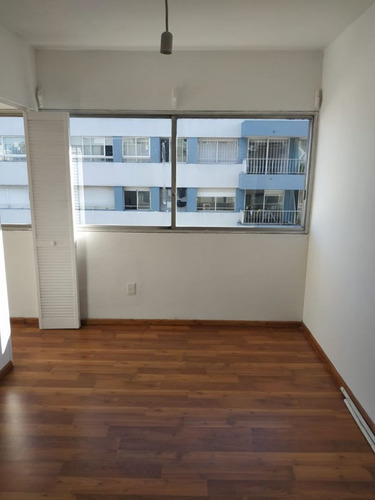 Apartamento En Alquiler De 1 Dormitorio En Cordón