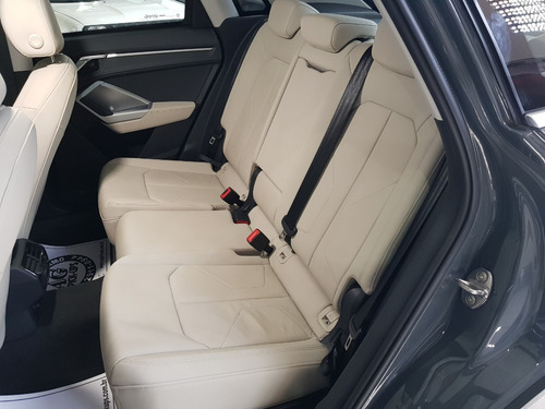 Imagem 13 de 20 de Audi Q3 Gasolina Prestige Plus 1.4 Tfsi 2020/2020 Completa