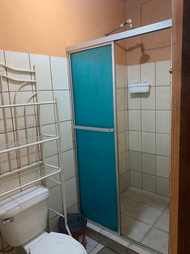 Cabina Pequeña En El Invu De Barranca - Excelente Seguridad.