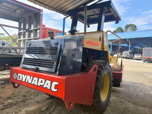 Vibrocompactador Dynapac Ca150d