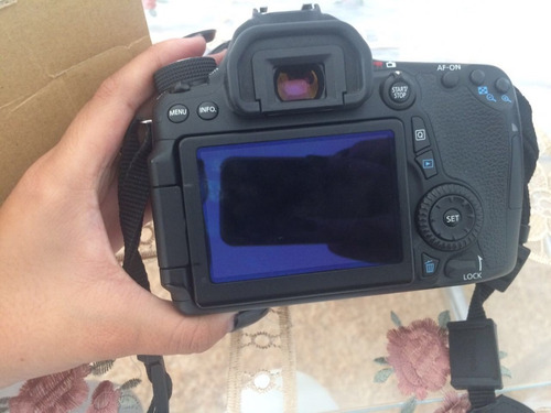 Camera Canon 70d + Lente 18-135mm