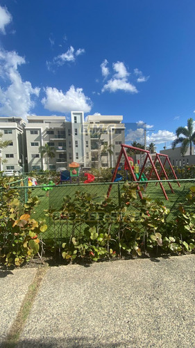 Elegante Apartamento En Los Llanos De Gurabo 