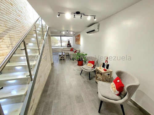 24-14332 Venta Espectacular Ph Dúplex Totalmente Amoblado Y Equipado