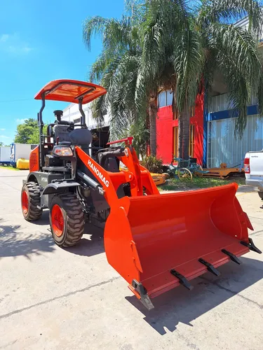 Pala Cargadora Frontal Forrajera H104