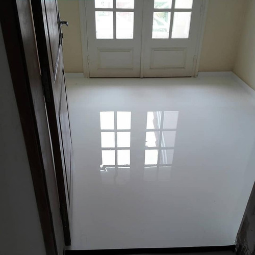 Porcelanato Líquido Autonivelante Transparente 30kg Acabados Acabado Brillante