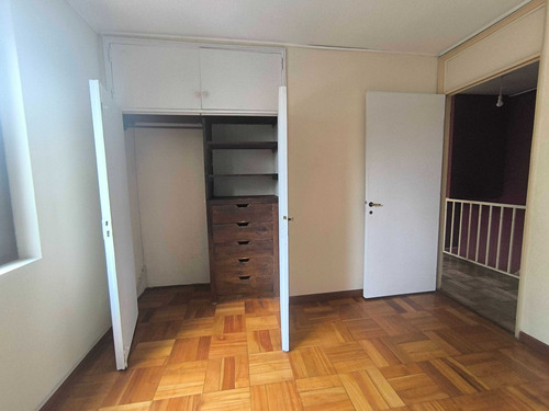 Amplia Y Bella Casa En Arriendo La Reina (104407)