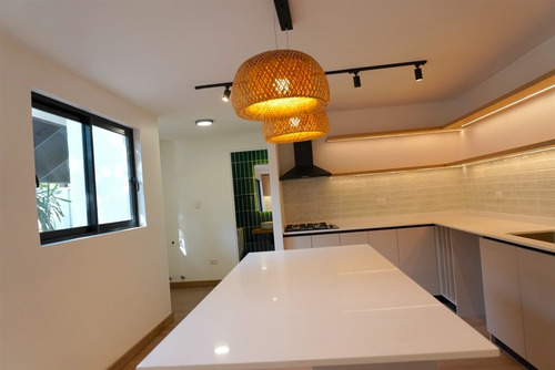 Casa Remodelada Vitacura A Pasos Colegio Manquehue
