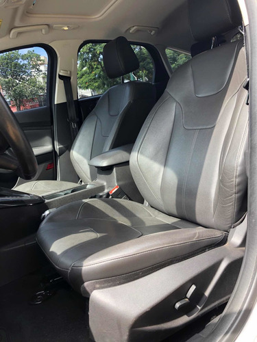 Imagen 6 de 9 de Ford Focus Titanium A/t