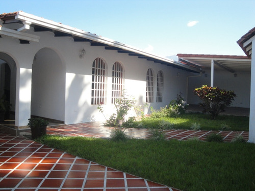 Imagen 1 de 14 de Casa En Venta En Mérida - Carrizal B