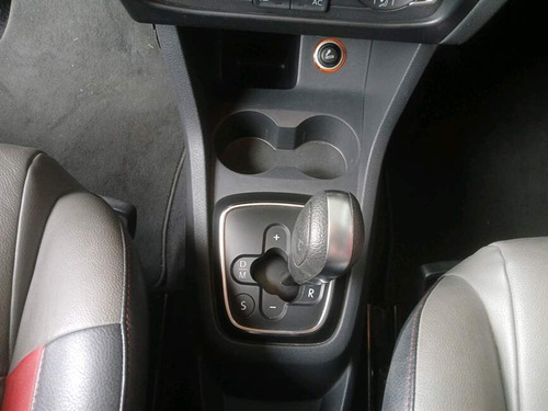 Volkswagen Fox 1.6 MSI PEPPER 16V FLEX 4P AUTOMATIZADO