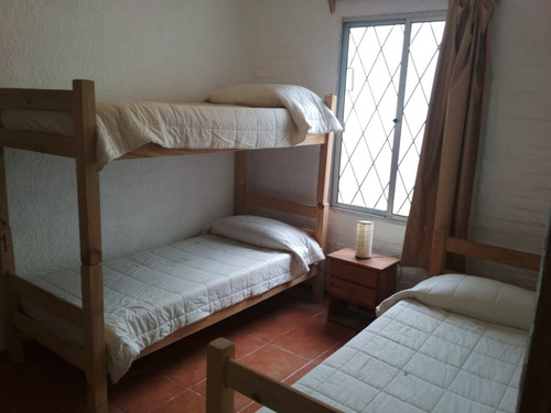 Alquiler Casa Piriapolis 5 Personas Con Parrillero 125 Dolares X Dia Playa 2 Cuadras