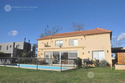 Imagen 23 de 30 de Casa De Categoría En La Mejor Ubicación De San Matias - 330m2 Cubiertos Oportunidad!