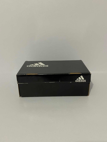 Adidas Basic Low (Usado)
