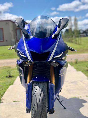 Yamaha R6