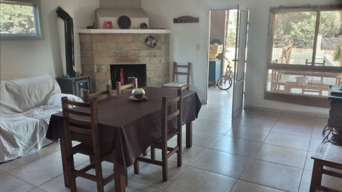 Imagen 16 de 22 de En Venta. Moderna Quinta Barrio Real De Junin, Provincia De Buenos Aires. Calle Los Nardos