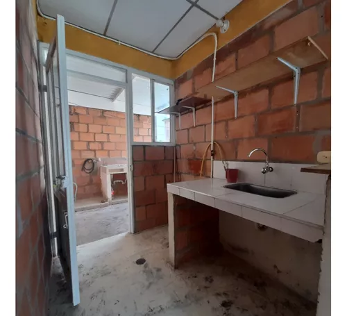 Venta De Casa En Conjunto Algarrobo - Girardot