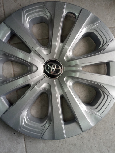 Tapón Copa Polvera De Prius O Corolla R15 (Usado)