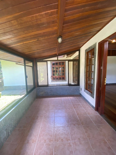 Imagem 11 de 30 de Casa Com 3 Quartos Sendo 1 Suíte, 1.125 M² De Terreno Em Condomínio No Comary - Teresópolis/rj. - Ca01989 - 70590550