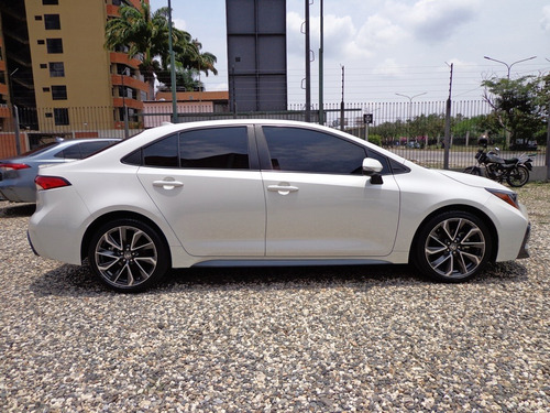 Imagen 4 de 14 de Toyota Corolla Se 2020 4x2 Automático